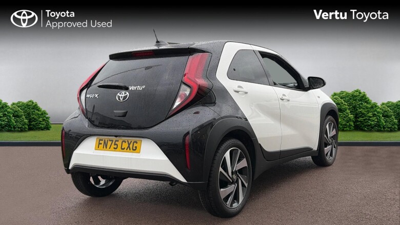 Toyota Aygo X 1.0 VVT-i Edge 5dr Petrol Hatchback